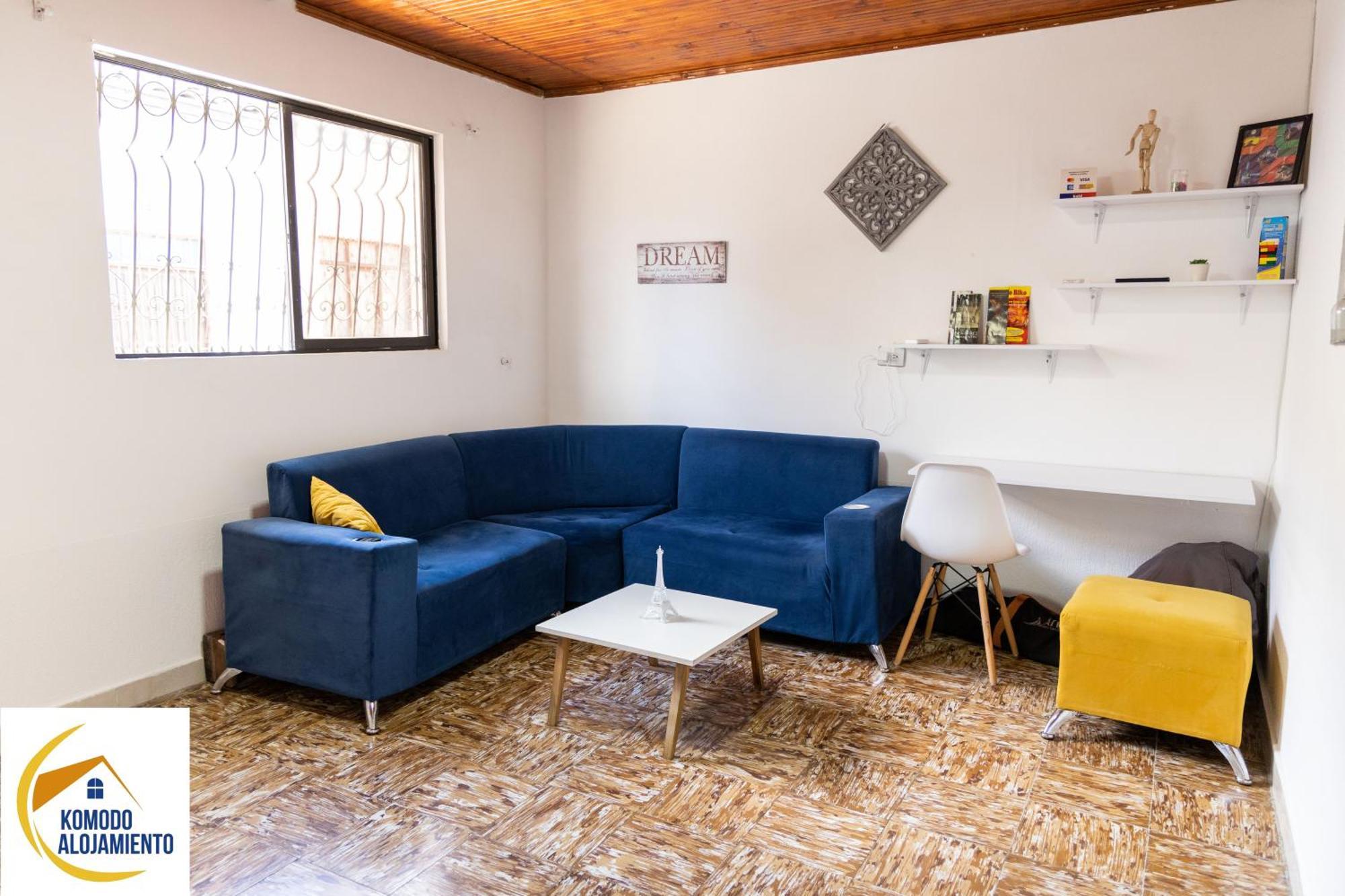 פופאיין Komodo Alojamiento- Hostal Autoservicio - Ubicado Muy Cerca Al Centro Historico -Habitaciones Con Bano Privado, Wifi , Cama 2X2 מראה חיצוני תמונה